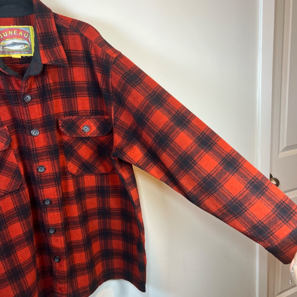 Juneau Men's Plaid Flannel Shacket Shirt Black Red Heavy Fleece Pockets Cozy XXL - Picture 4 of 12